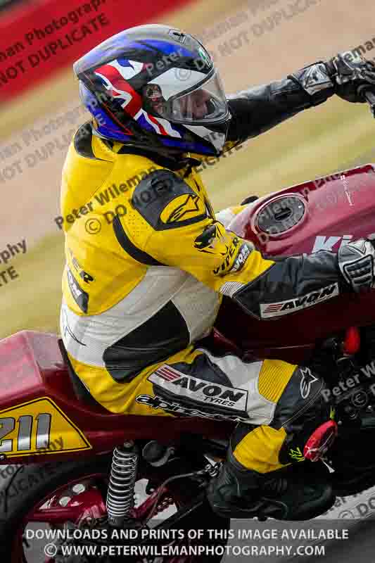 donington no limits trackday;donington park photographs;donington trackday photographs;no limits trackdays;peter wileman photography;trackday digital images;trackday photos